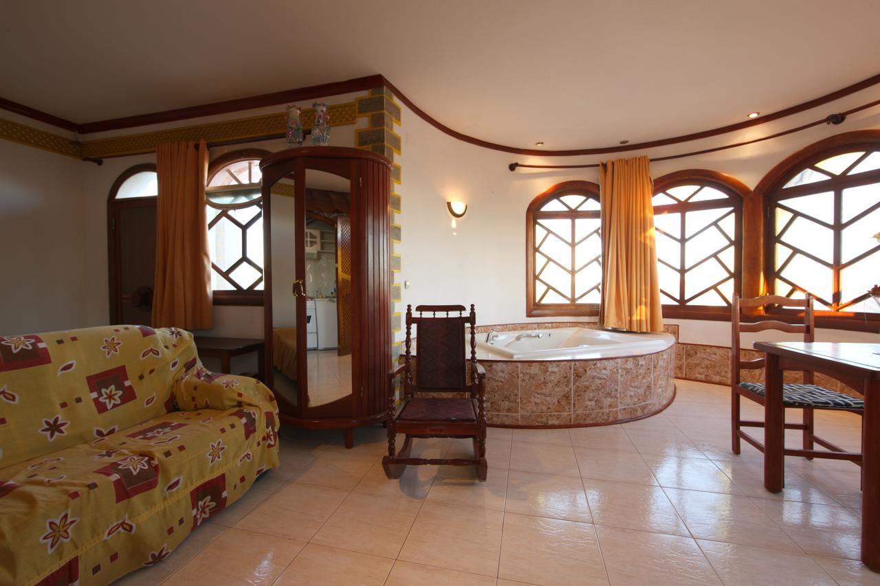 Residencial Cabo Verde Palace Santa Maria Ngoại thất bức ảnh
