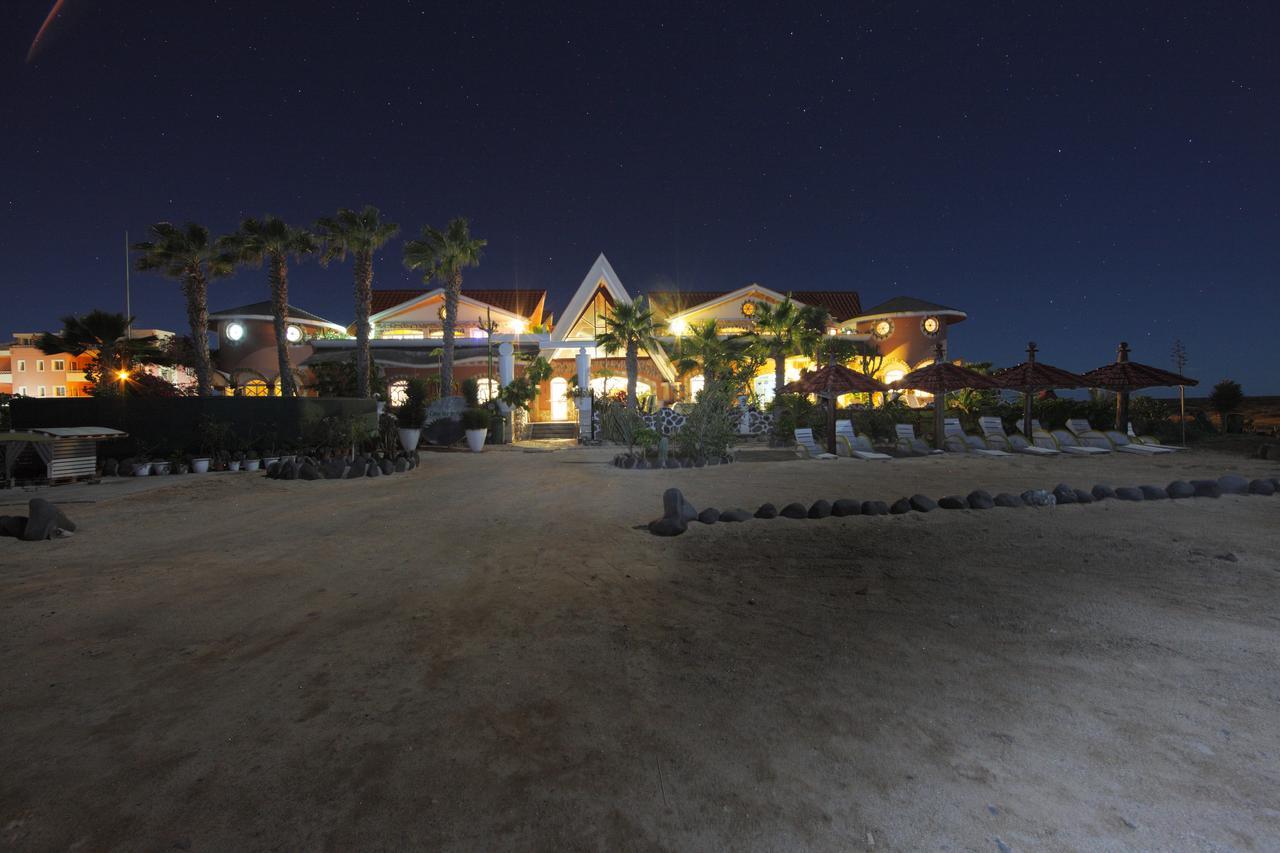 Residencial Cabo Verde Palace Santa Maria Ngoại thất bức ảnh